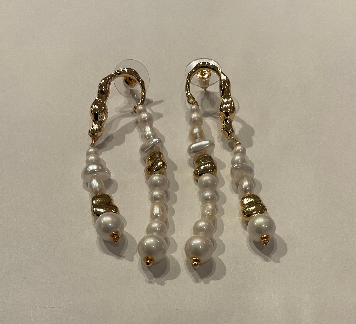 Pearl Dangle Earring