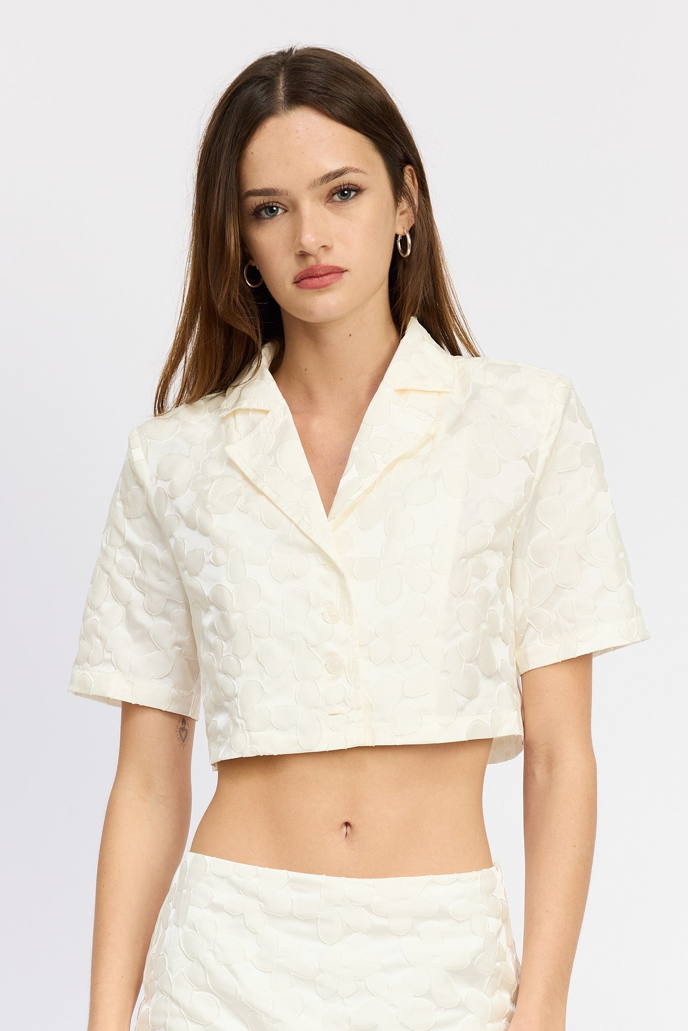 CROPPED SHIRT TOP