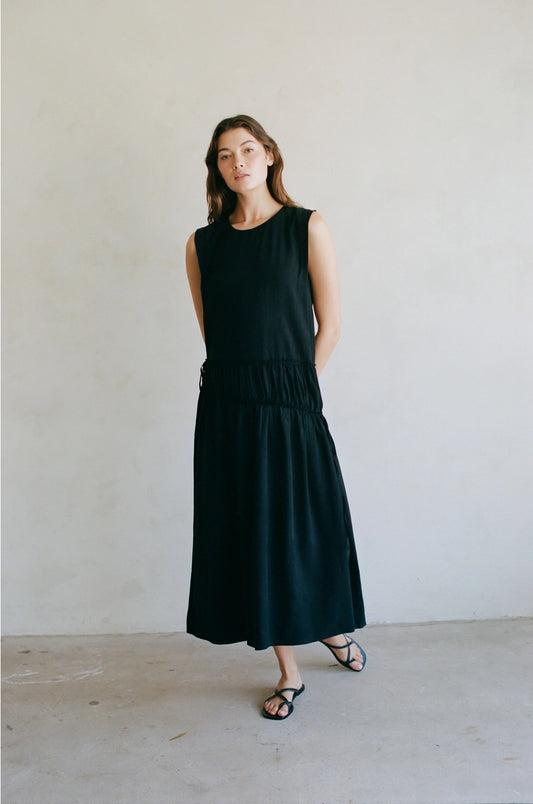Vayna Dress