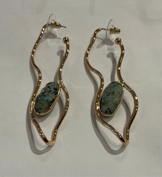 Curved Stone Earring