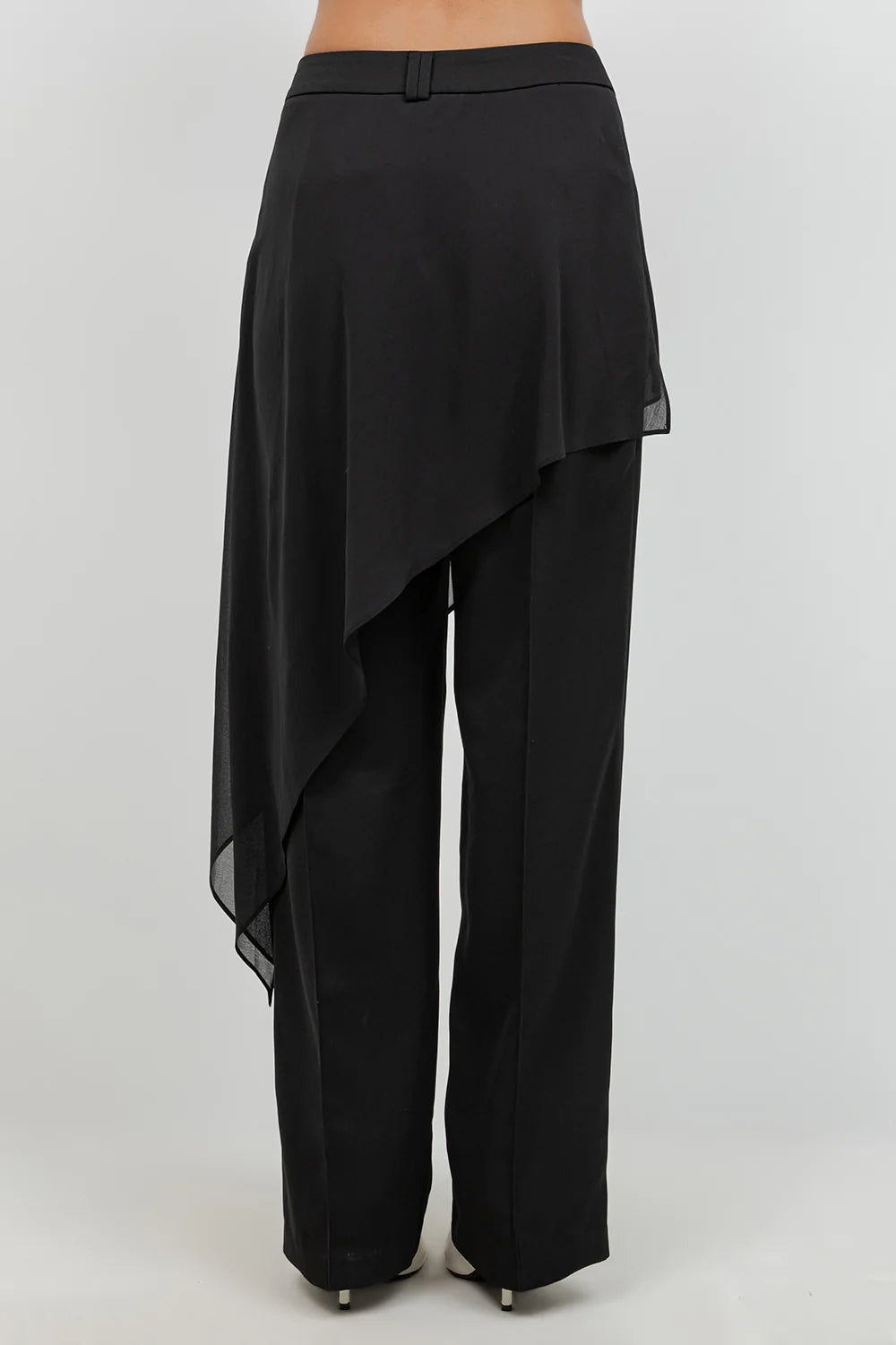 Aylin Pant