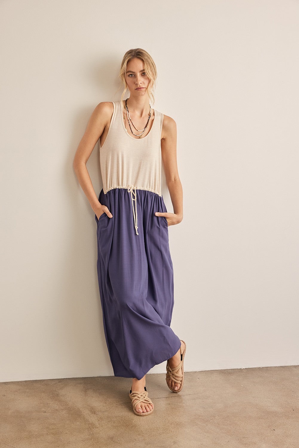 COLORBLOCK SCRUCH MAXI DRESS